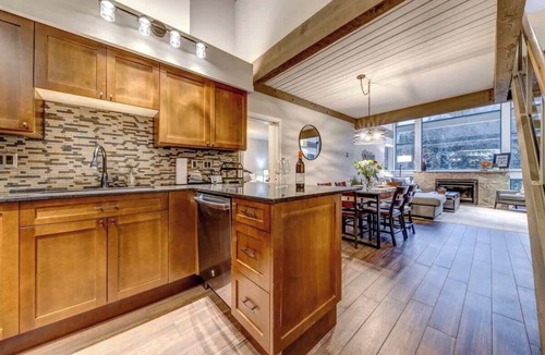 Upper Village Condo | Greystone Lodge 412 Ski-in/Out by Acer Vacations