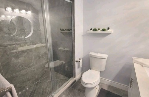 Fairview House | Guest House For Rent