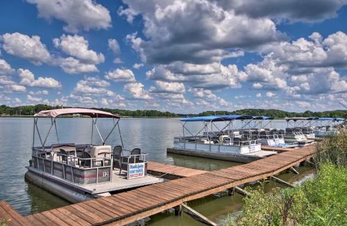 Lisbon House | Guilford Lake Cottage w/Hot Tub & Water Views