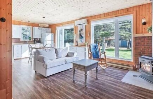 La Malbaie House | Hôtel à la maison - Chalet du Boisé avec spa