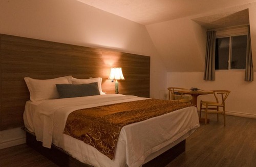 Cowansville Hotel | Hôtel Cowansville
