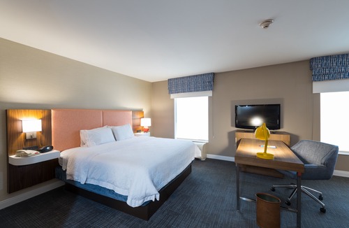 Jamestown Hotel | Hampton Inn and Suites Jamestown