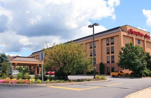 Moosic Hotel | Hampton Inn Scranton at Montage Mountain