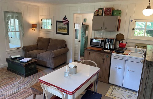 Harbor Springs Cottage | Harbor Springs Cottage In The Woods