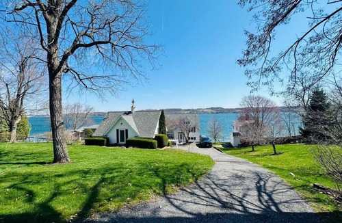 Penn Yan House | Hart To Hart Getaway on Keuka Lake