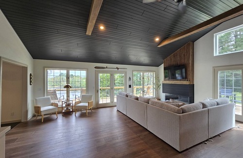 Mountain Cottage | Heron's Nest: UTV Trails, Game Room, Pontoon & Kayak Rentals, & More