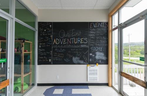Rocky Harbour Hostel | HI Gros Morne - Out East Adventures