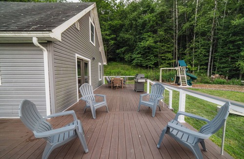 Ouaquaga House | Hillside Haven with Pool Table, King Bed, Outdoor Firepit and Great Views!