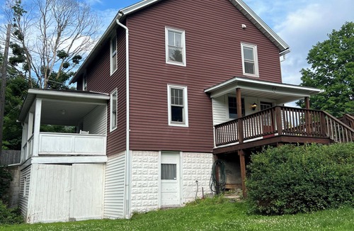 Manlius House | Historic Manlius Gem, Walk to Everything