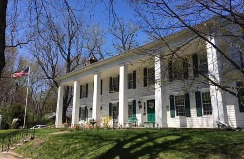 Painesville Bed & Breakfast | Historic Rider's Hostelry