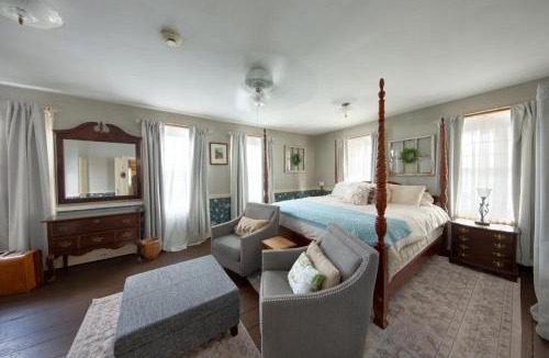 Painesville Bed & Breakfast | Historic Rider's Hostelry
