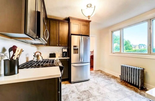 Front Park Apartment | Historic West Village Getaway in Downtown Buffalo!