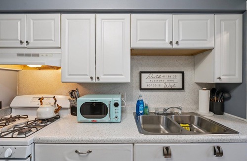 Rossford House | Historic yet updated 2br home- Downtown Rossford!