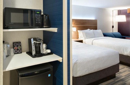 Red Deer Hotel | Holiday Inn Express - Red Deer North by IHG