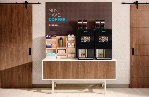 Coldwater Hotel | Holiday Inn Express & Suites Coldwater by IHG