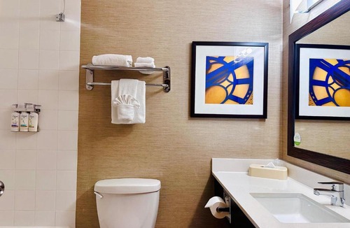 Regina Hotel | Holiday Inn Hotel & Suites Regina by IHG