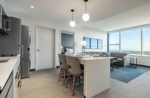 Surrey Hotel | Homewood Suites By Hilton Surrey