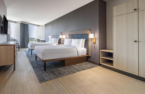 Surrey Hotel | Homewood Suites By Hilton Surrey