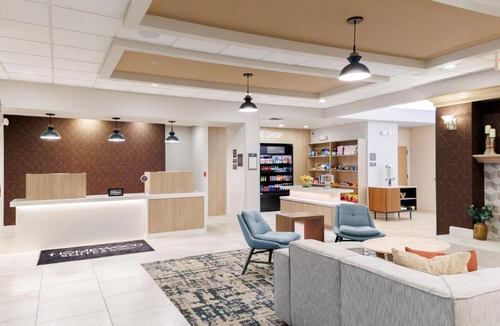Fishers Hotel | Homewood Suites by Hilton Rochester - Victor