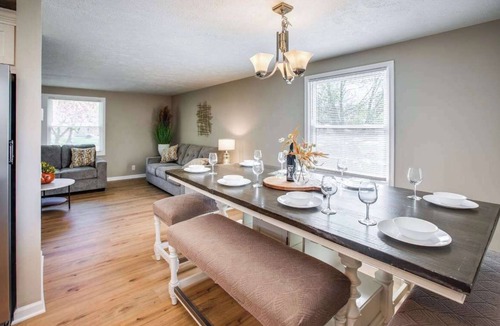 Rochester House | Hot Tub Game Room 5BR Suburb near Everything