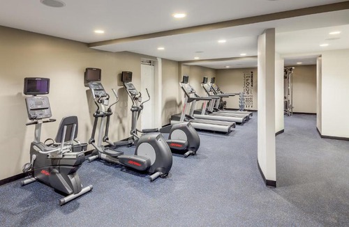 Downtown Baltimore Hotel | Hotel RL Baltimore Inner Harbor