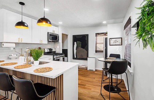 Parma House | HotTub|Game Room|Air Hockey|Nintendo Wii|Sleeps 8