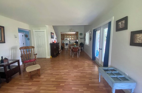 Prince County House | Hummingbird Landing! Salty air and Sunsets awaits!