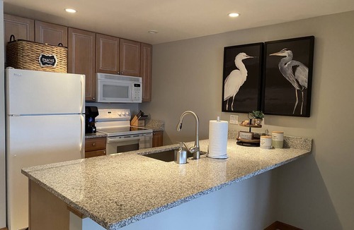 Gypsum Condo | “ I’m Sittin’ On The Dock Of The Bay “