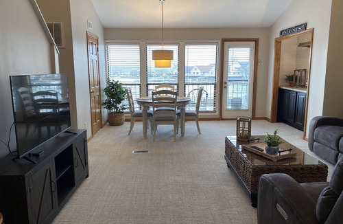 Gypsum Condo | “ I’m Sittin’ On The Dock Of The Bay “