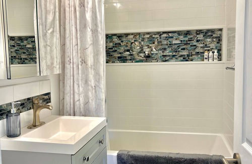 Prince George House | Inclusively Home - Maison Vert
