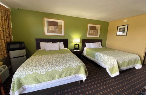 Hamel Hotel | Innkeeper Motel