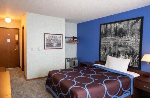 Iron Mountain Hotel | Iron Mountain Inn & Suites MI US 2