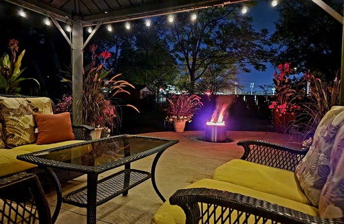 Reynolds Corners House | July specials renovated, spacious, loaded, firepit