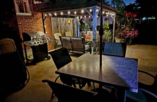 Reynolds Corners House | July specials renovated, spacious, loaded, firepit