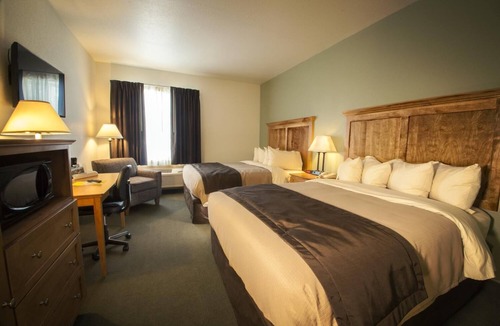 Babbitt Hotel | Junction Inn Suites & Conference Center