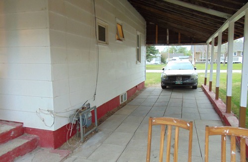 Gilbert Plains House | Just You Vacation Home - Main floor use