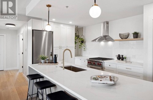 Kerrisdale Apartment | Kerrisdale 3 Bedroom Modern Apartment