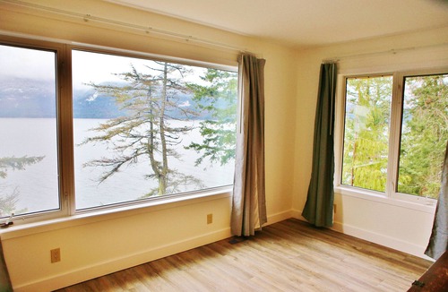 Central Kootenay House | Kootenay Retreat Near Ainsworth Hot Spring/Sleep 10/Kaslo
