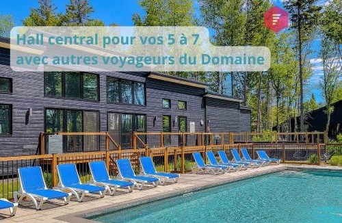 Pont-Rouge House | La Perle Bleue - Chalet Spa privé Accès piscine à Pont Rouge - près de Québec