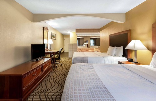 Sandusky South Hotel | La Quinta Inn by Wyndham Sandusky near Cedar Point