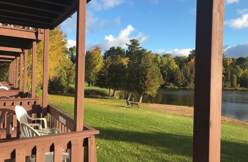 Copper Harbor Apartment | Lake Fanny Hooe Resort - 2 bed with Balcony by RedAwning