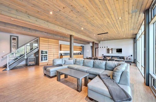 Rideau Lakes House | Lake House Wood Sauna & Hot Tub