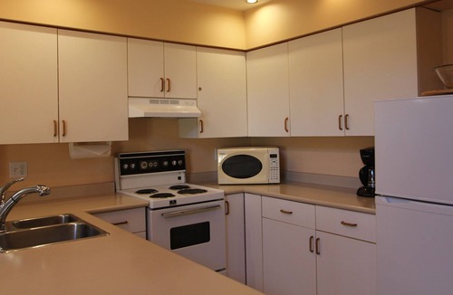 Whistler Creekside Condo | Lake Placid #329 | 1-Bedroom Creekside Condo with Kitchen and Fireplace