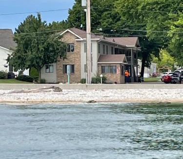Marblehead Hotel | Lake Point Motel