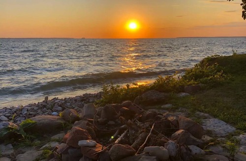 Kelleys Island Apartment | Lake view apartment w/amazing views & centrally located in the heart of Kelleys