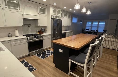 Port Clinton House | Lake View Port Clinton Home- Minutes to The Jet Express