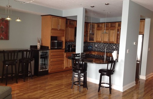 Geneva-on-the-Lake Condo | LAKEFRONT CONDO #309 2BR/2BA-sleeps 4-private balcony/beach and wine tours!