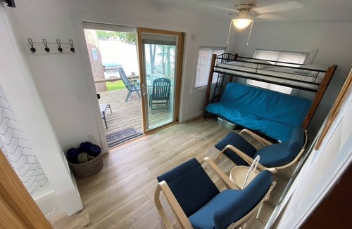 Gladwin Cottage | Lakefront Cottage on Wiggins Lake