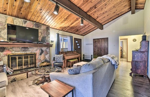 Forestville House | Lakefront Forestville Paradise w/Private Beach!