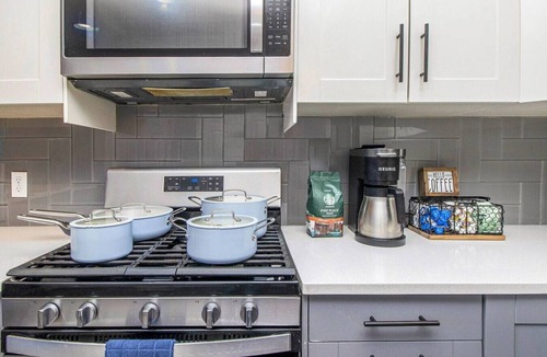 South Gull Lake Apartment | Lakefront Gull Lake Getaway